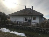 Eladó családi ház