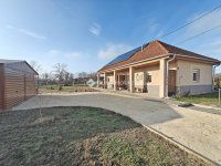 Eladó családi ház, Tápiószentmártonon 49.9 M Ft, 2 szobás