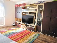 Eladó panellakás, Pécsett 39.9 M Ft, 1+1 szobás