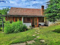 Eladó családi ház, Pécsett 49 M Ft, 2 szobás