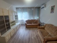 Eladó panellakás, Tatabányán 37.99 M Ft, 2 szobás