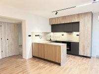 Eladó téglalakás, Pécsett 84.9 M Ft, 3 szobás