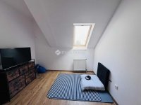 Eladó téglalakás, Pécsett 57.99 M Ft, 3 szobás