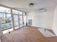 Eladó panellakás, Pécsett, Stadion utcában 55.9 M Ft, 2 szobás