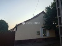 Eladó családi ház, Monoron 43.5 M Ft, 4 szobás