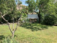 Eladó családi ház, Esztergomban 39.9 M Ft, 2 szobás