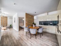 Eladó téglalakás, VI. kerületben 138 M Ft, 3 szobás