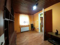 Eladó családi ház, Tóalmáson 51.9 M Ft, 5 szobás