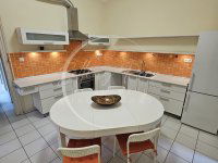 Eladó téglalakás, Pécsett 61 M Ft, 3 szobás