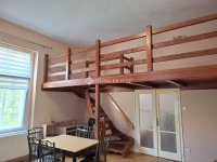 Eladó téglalakás, Szegeden 99 M Ft, 4 szobás