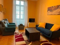 Kiadó téglalakás, albérlet, Pécsett, Alkotmány utcában