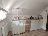 Eladó családi ház, Szentendrén 159.9 M Ft, 4+1 szobás