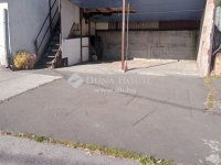 Eladó ipari ingatlan