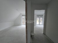 Eladó családi ház, Aranyosgadányban 98 M Ft, 7 szobás