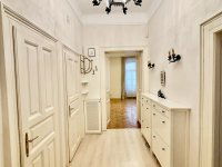 Eladó téglalakás, V. kerületben 116 M Ft, 2+1 szobás