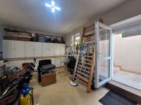 Eladó családi ház, Szadán 265 M Ft, 6 szobás