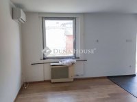 Eladó családi ház, Gyálon 95 M Ft, 1 szobás