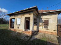 Eladó családi ház, Orosházán 14 M Ft, 2 szobás