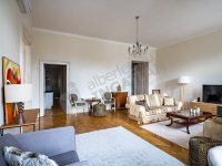 Kiadó téglalakás, albérlet, V. kerületben, Váci utcában