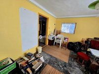 Eladó családi ház, Pécsett 88.9 M Ft, 3 szobás