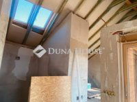 Eladó családi ház, Csömörön 245 M Ft, 4 szobás