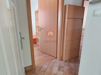 Kiadó téglalakás, albérlet, Pécsett 180 E Ft / hó, 3 szobás