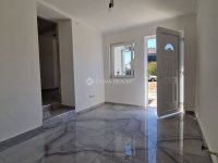 Eladó családi ház, Zsámbokon 62 M Ft, 3 szobás
