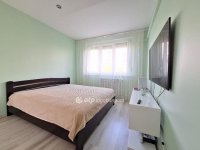 Eladó panellakás, III. kerületben 68.9 M Ft, 2 szobás