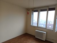 Eladó téglalakás, Kecskeméten 37.5 M Ft, 1+1 szobás