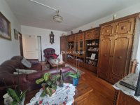 Eladó panellakás, Pécsett 47.5 M Ft, 3 szobás