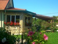 Eladó családi ház, Balatonalmádiban 98 M Ft, 3 szobás