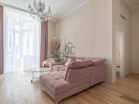 Eladó téglalakás, Budapesten, V. kerületben 219.9 M Ft, 3 szobás