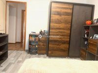 Eladó panellakás, Pécsett 52.9 M Ft, 4 szobás