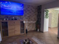 Eladó családi ház, Hőgyészen 42.9 M Ft, 4 szobás