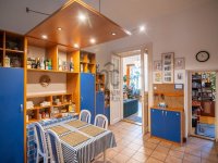 Eladó téglalakás, Budapesten, VI. kerületben 129.9 M Ft