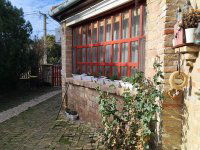 Eladó családi ház, Sióagárdon 56.5 M Ft, 4 szobás