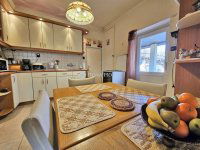 Eladó családi ház, Vecsésen 109.98 M Ft, 6 szobás