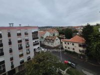 Eladó panellakás, Pécsett 61.9 M Ft, 2+1 szobás