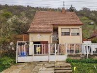 Eladó családi ház, Pécsett 65 M Ft, 3 szobás