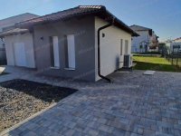 Eladó családi ház, Siófokon 159.9 M Ft, 5 szobás