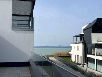 Eladó téglalakás, Balatonszemesen 129.9 M Ft, 3 szobás