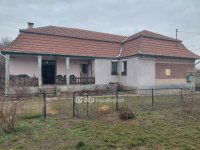 Eladó családi ház, Jászfényszarun 32 M Ft, 2+1 szobás