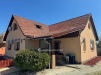 Eladó családi ház, Tápiószelén 89.9 M Ft, 4 szobás