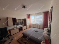 Eladó panellakás, Sopronban 51.9 M Ft, 2 szobás