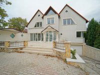 Eladó családi ház, XVII. kerületben 210 M Ft, 9 szobás