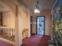 Eladó családi ház, Vecsésen 149.99 M Ft, 5 szobás