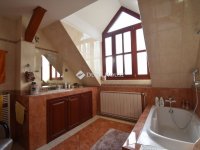 Eladó családi ház, Gödöllőn 355 M Ft, 5 szobás
