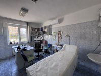 Eladó üzlethelyiség