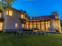 Eladó családi ház, XII. kerületben 699 M Ft, 5 szobás