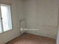 Eladó családi ház, Pécsett 73.8 M Ft, 4 szobás